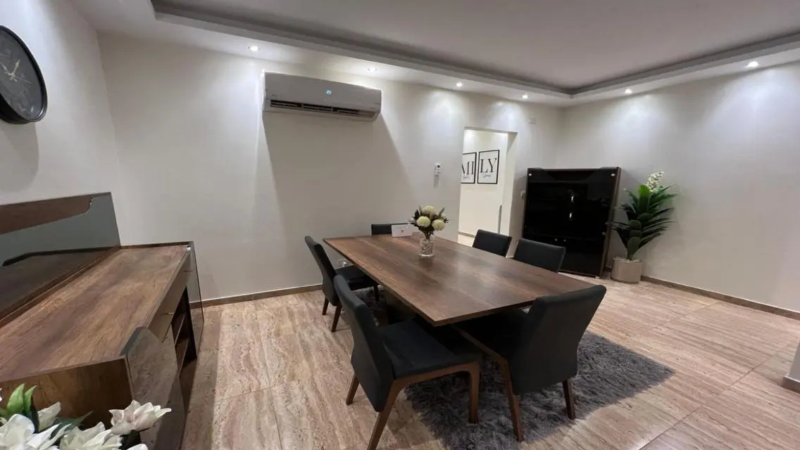 Super Lux Furnished Apartment for Rent in Eastown