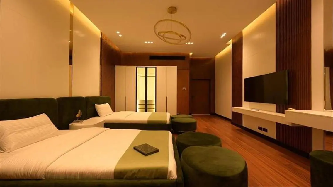 Luxury penthouse in katamya Duns