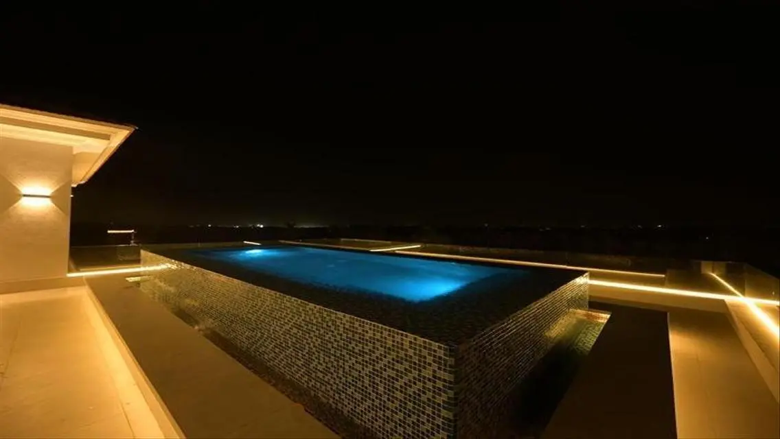 Luxury penthouse in katamya Duns