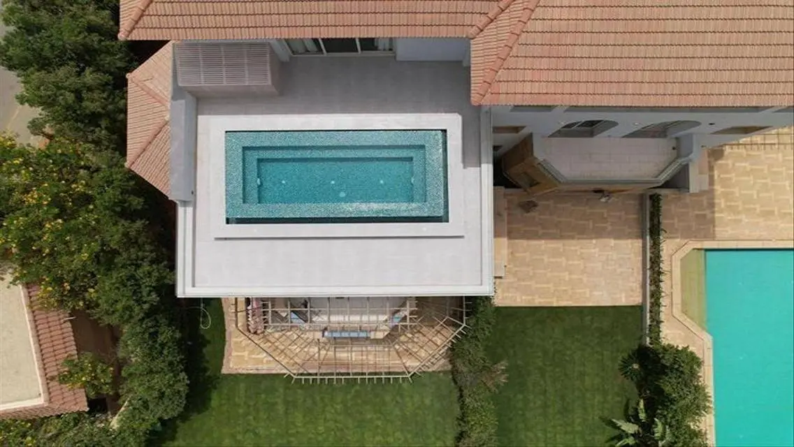 Luxury penthouse in katamya Duns