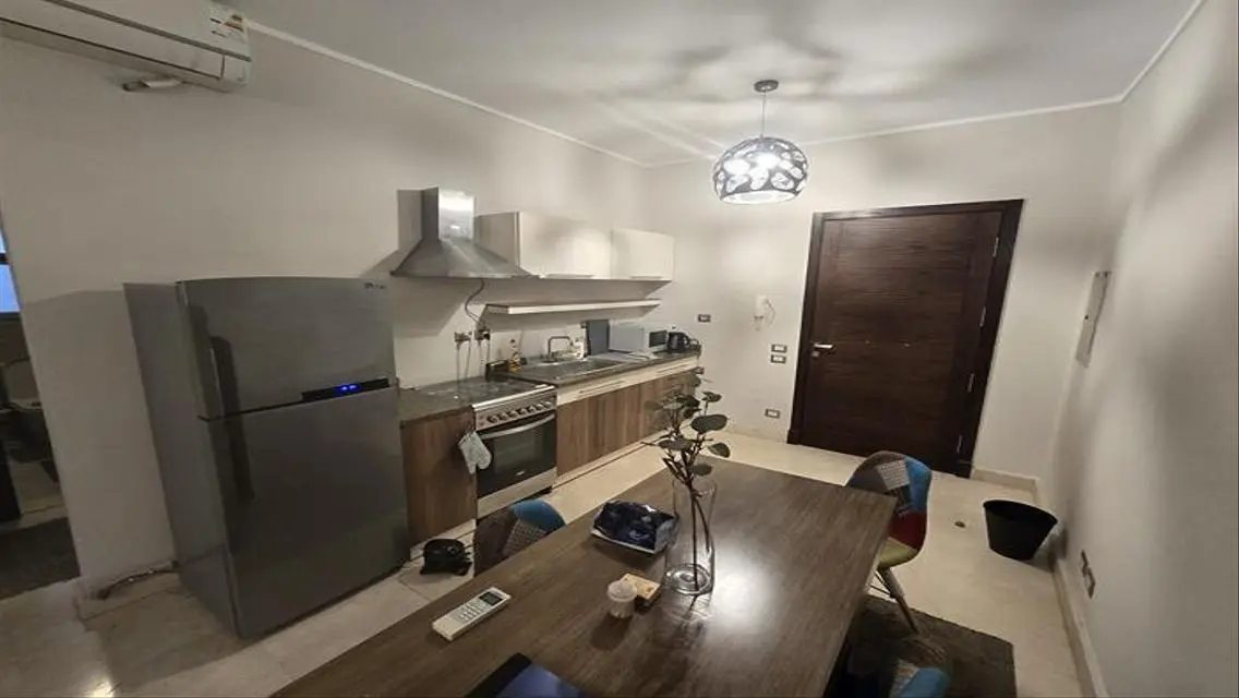 Furnished Studio for Rent - Village Gate, Palm Hil