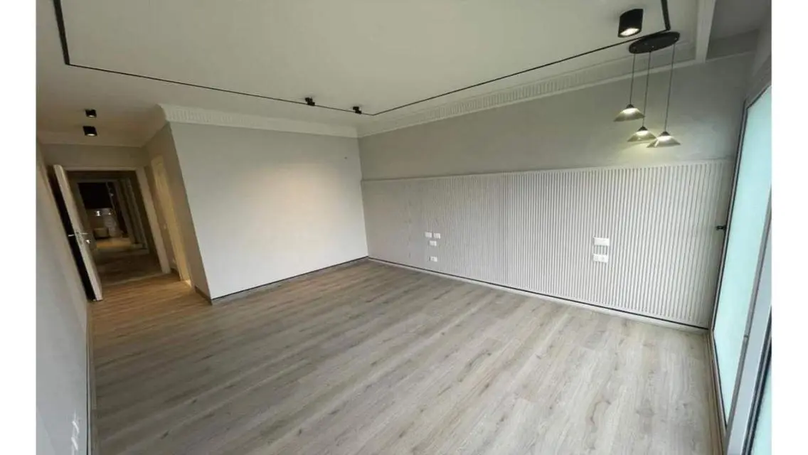 منزل رائع 5 غرف نوم للبيع