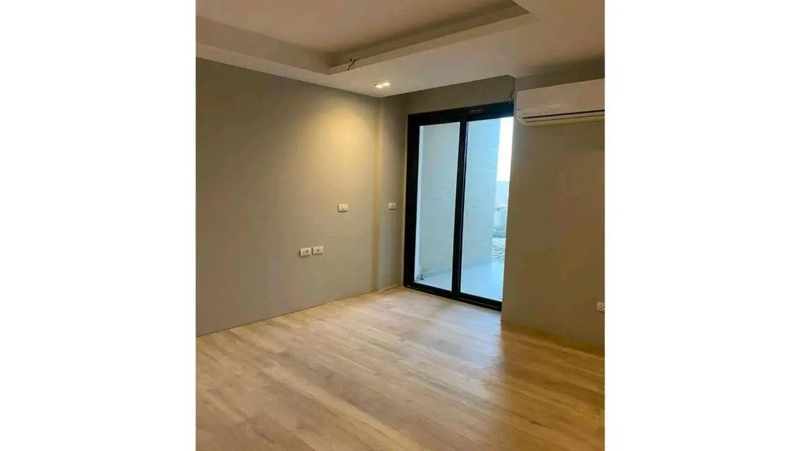 منزل رائع 5 غرف نوم للبيع