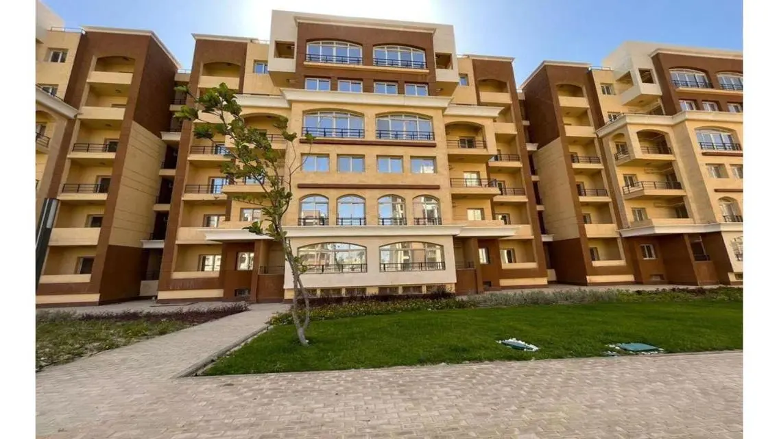 منزل رائع 5 غرف نوم للبيع