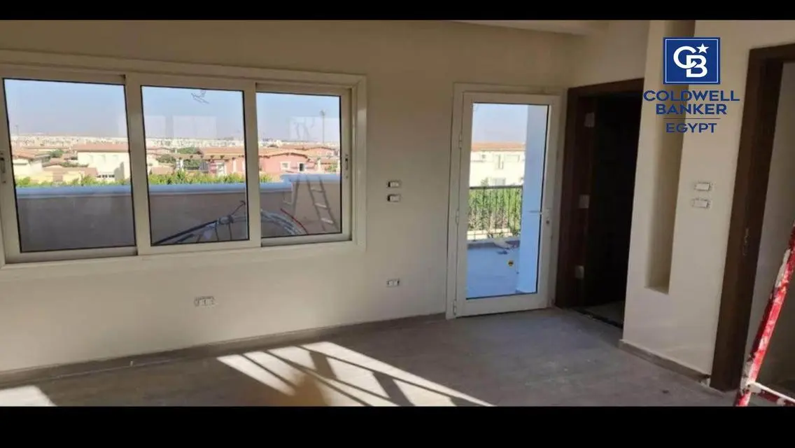 twin House |  in Hyde Park | In 6th Settlement