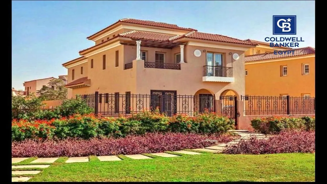 twin House | 4 bd | in Hyde Park 6th Settlement .