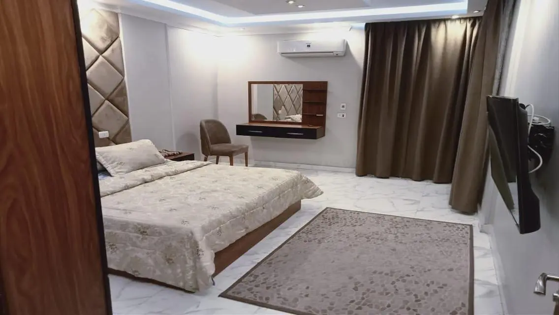 شقة فندقيه مفروشة تشطيب فندقي للسكن الراقي بالدقي