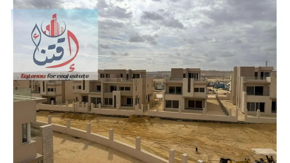 Twin house, delivery date 2025, with installments