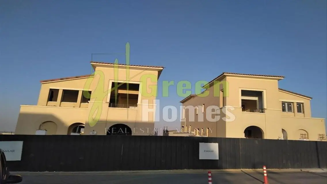 Luxury Villa 320 sqm with Maid Room and Balcony for Sale