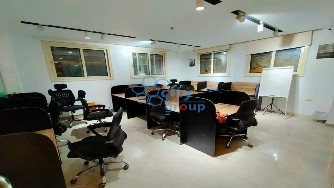 Office for rent in Maadi Degla, ground floor, 350m