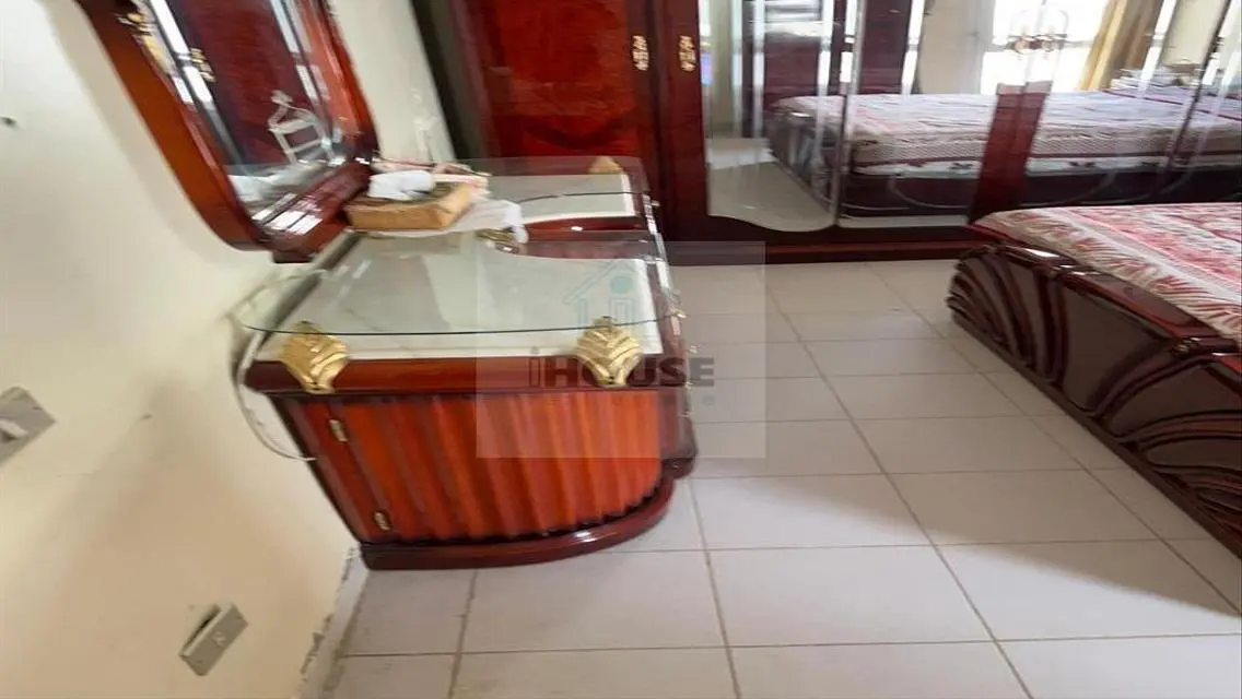 حدائق المهندسين كمبوند 122م مفروشه بموقع مميز جدا