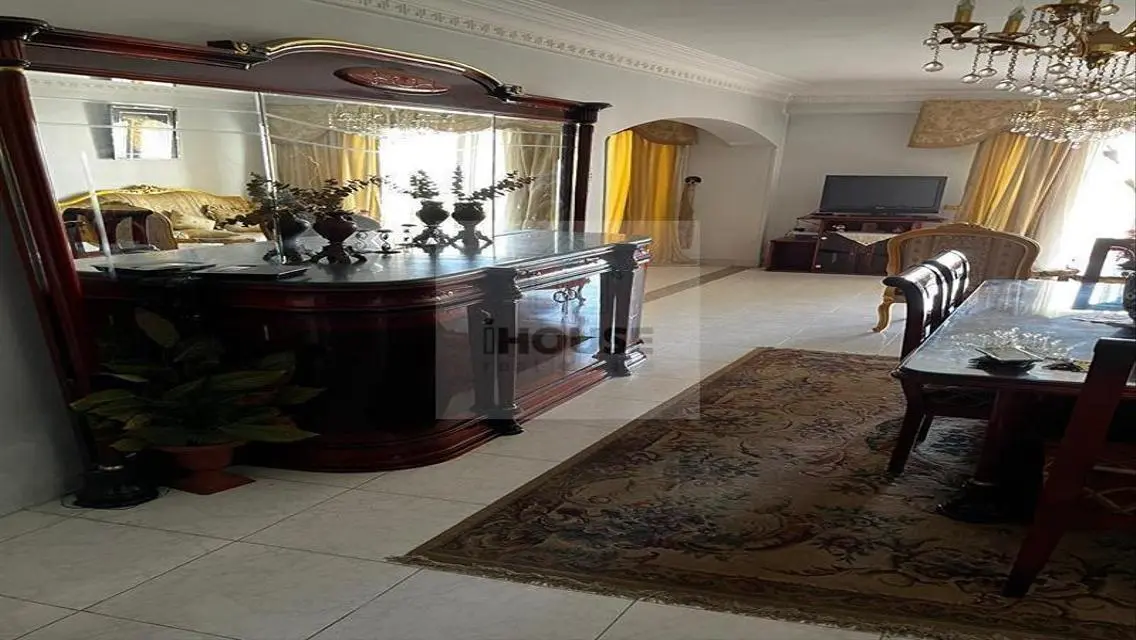حدائق المهندسين كمبوند 122م مفروشه بموقع مميز جدا