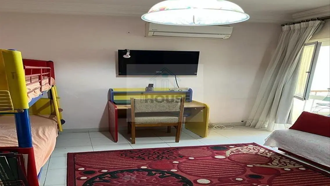 حدائق المهندسين كمبوند 122م مفروشه بموقع مميز جدا