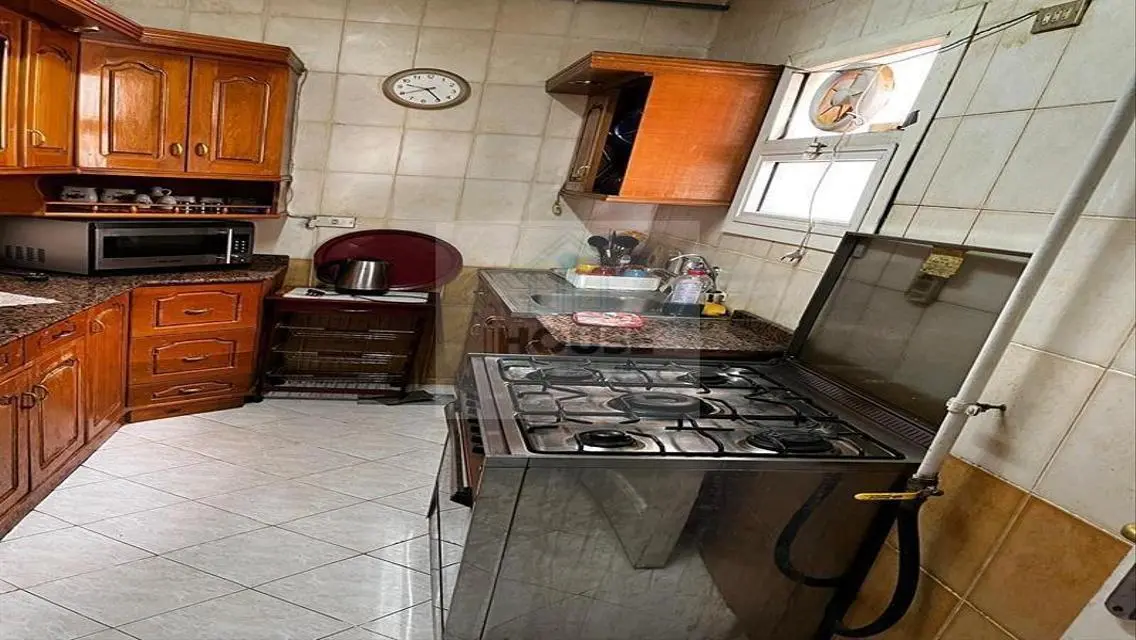 حدائق المهندسين كمبوند 122م مفروشه بموقع مميز جدا