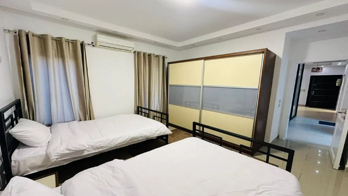 Ground  with garden furnished for rent 