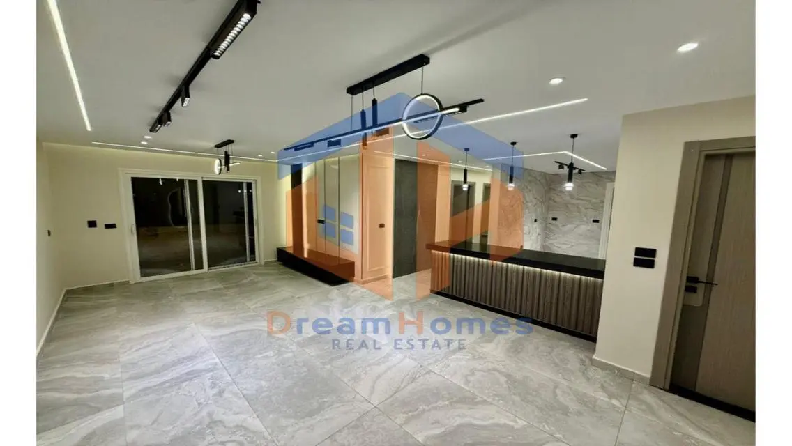 96m Strip Mall for Sale