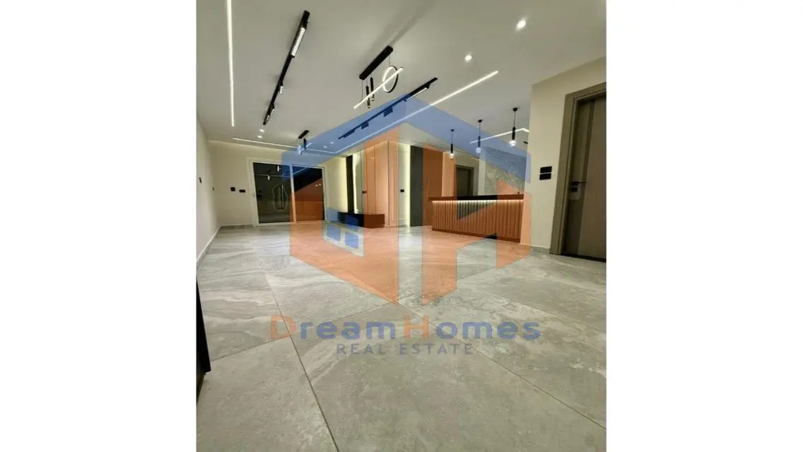 96m Strip Mall for Sale