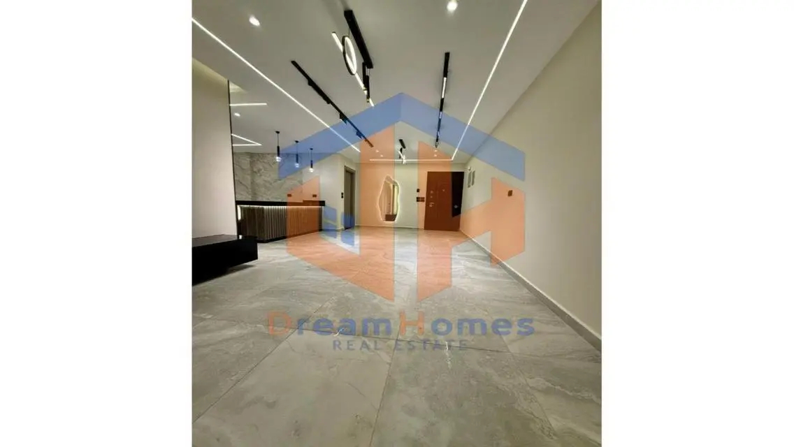 96m Strip Mall for Sale