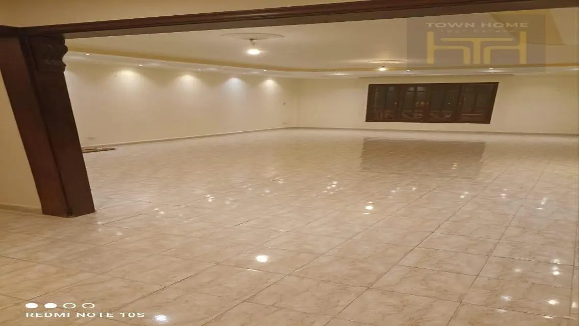 للايجار بالرحاب شقه 300م بالمطبخ بالمرحلة الخامس