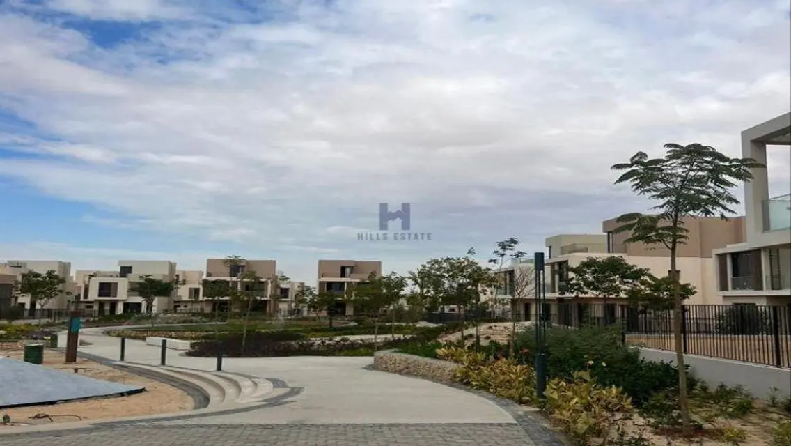 فيلا مستقلة ريسيل  في سوديك ايست متشطب بالتكيفات