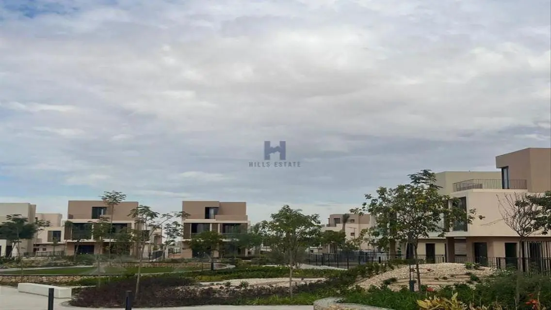Prime location Standalone Villa Resale  Sodic East