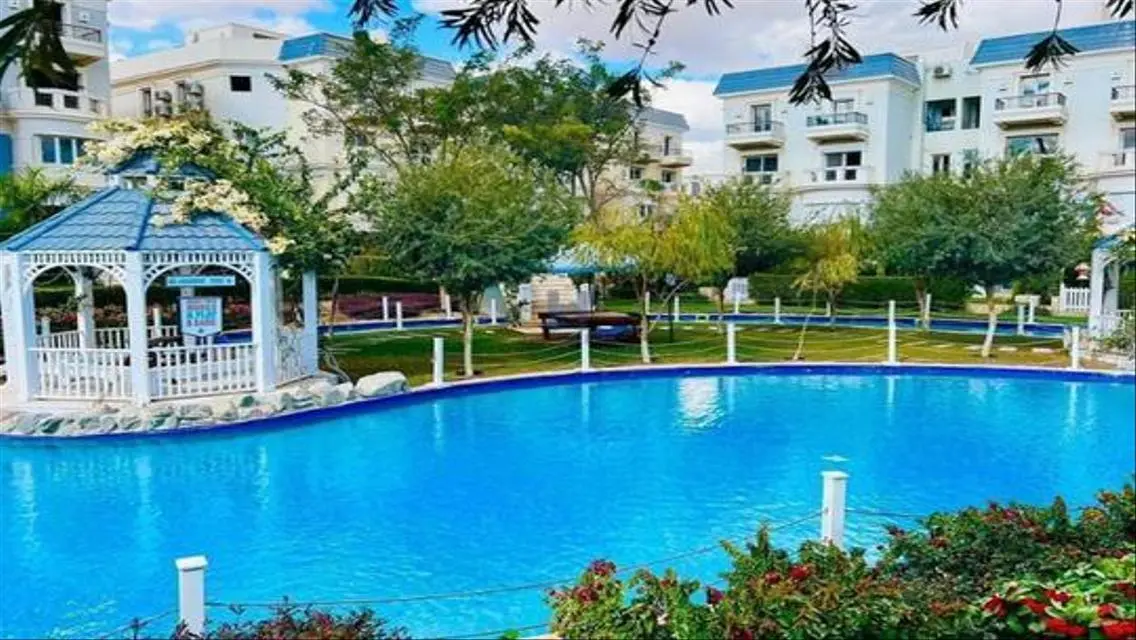 Amazing  I villa Roof Middle Mountain View Hyde pa