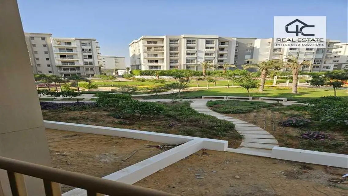شقة بجاردن بالتقسيط دايركت لاند سكيب فى هايد بارك