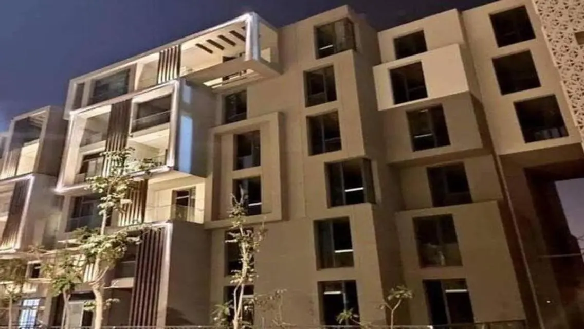 Apartment For Sale in Eastown New Cairo - 5th Settelment   Very Prime Location - Semi finished