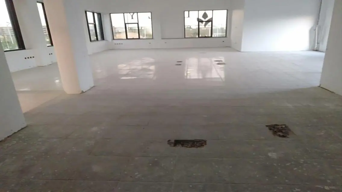 Modern Commercial Building in a Prime Location