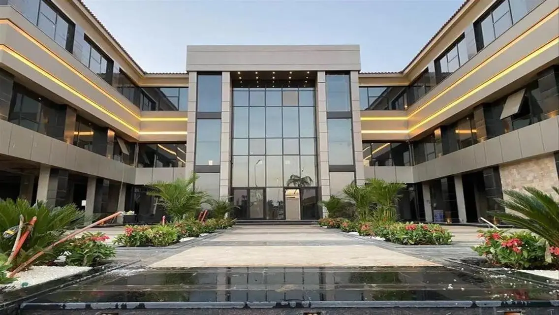 Modern Commercial Building in a Prime Location
