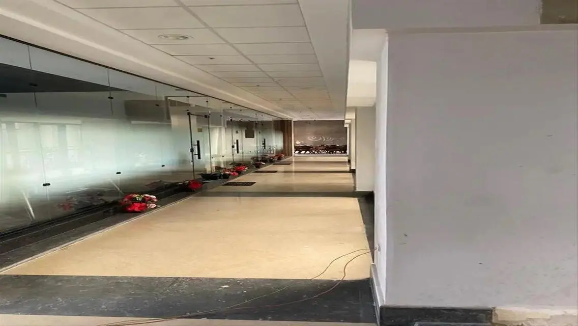 Modern Commercial Building in a Prime Location