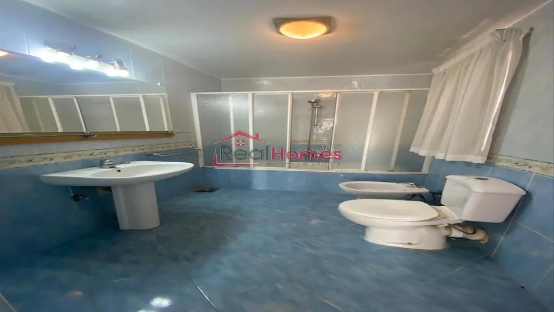 Standalone villa renovated with swimming pool