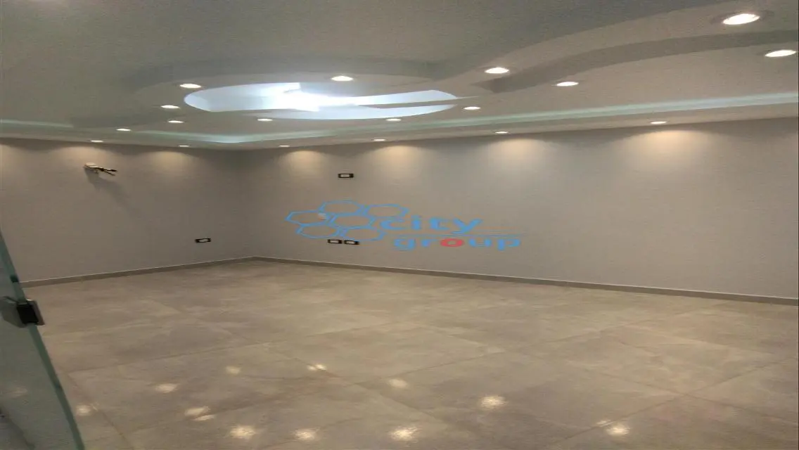 Office for rent for companies in Zahraa Maad 150 m