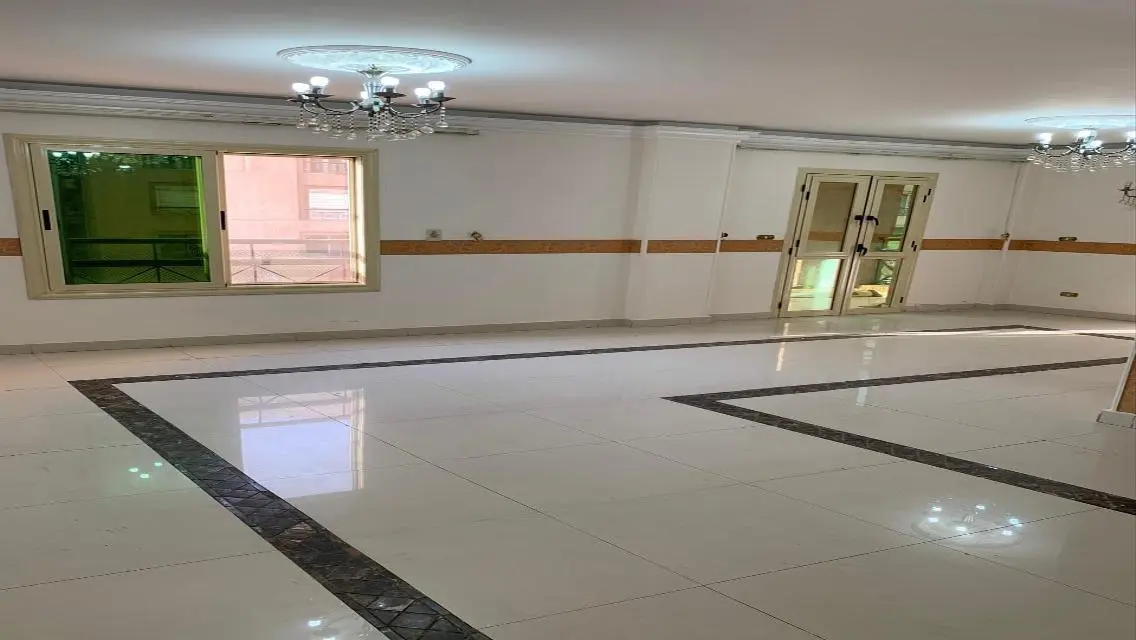 155م للايجار تشطيب خاص بالمطبخ والاضاءة والتكيفات