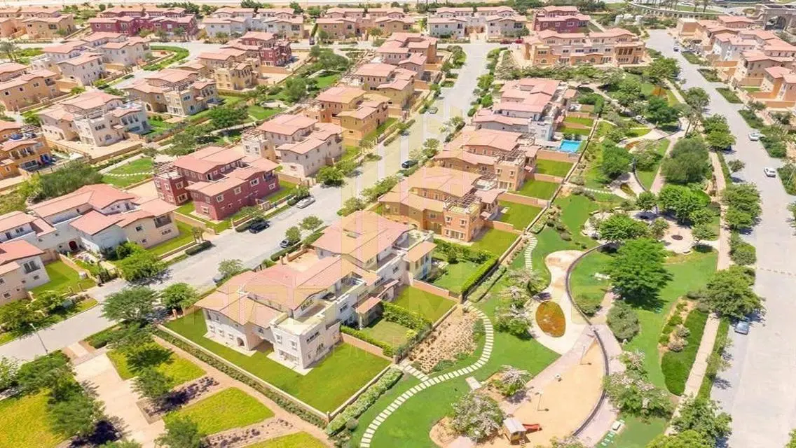 وحدتك متشطبه بهايد بارك بأقل مقدم واطول فتره سداد