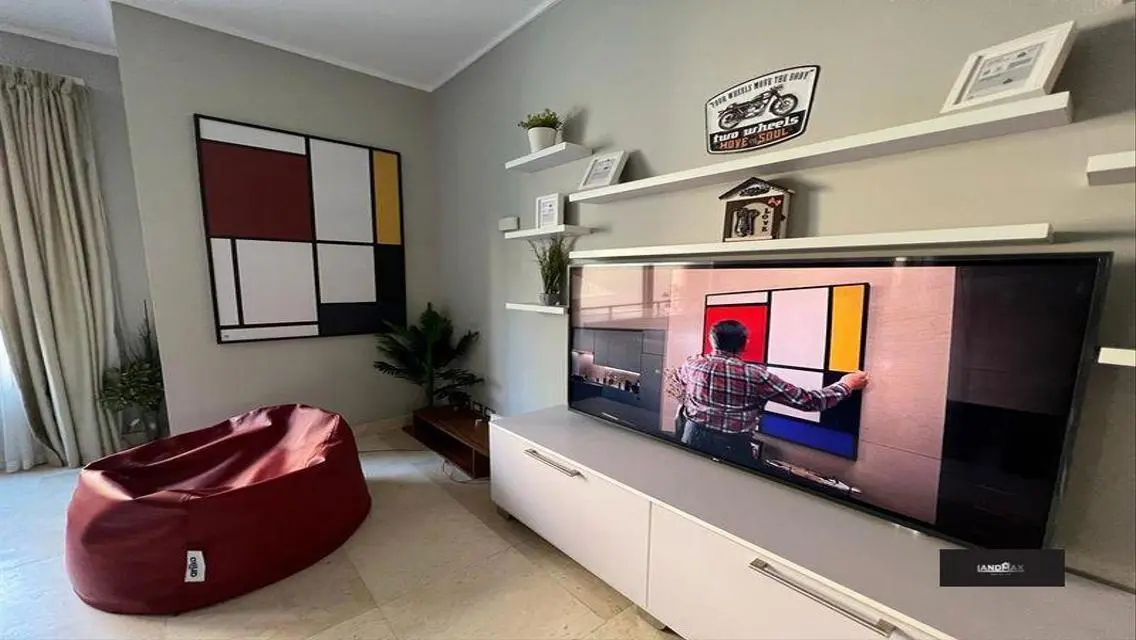 شقة مودرن مفروشة بالكامل في فيلدج جيت