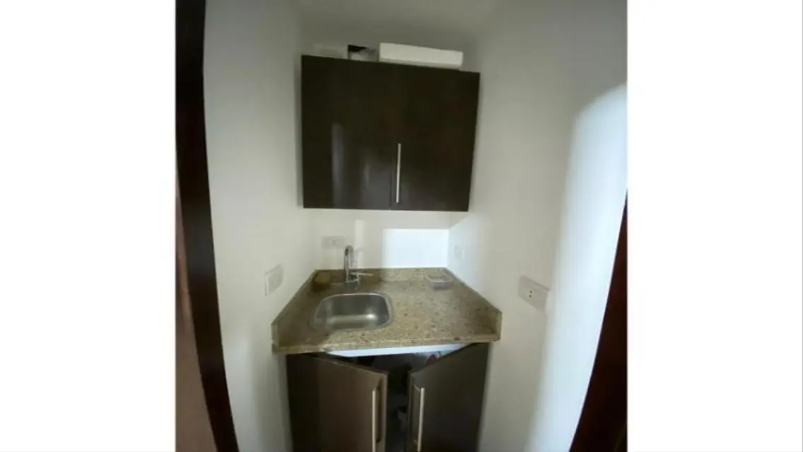 Audio recording studio for rent mall front of Palm