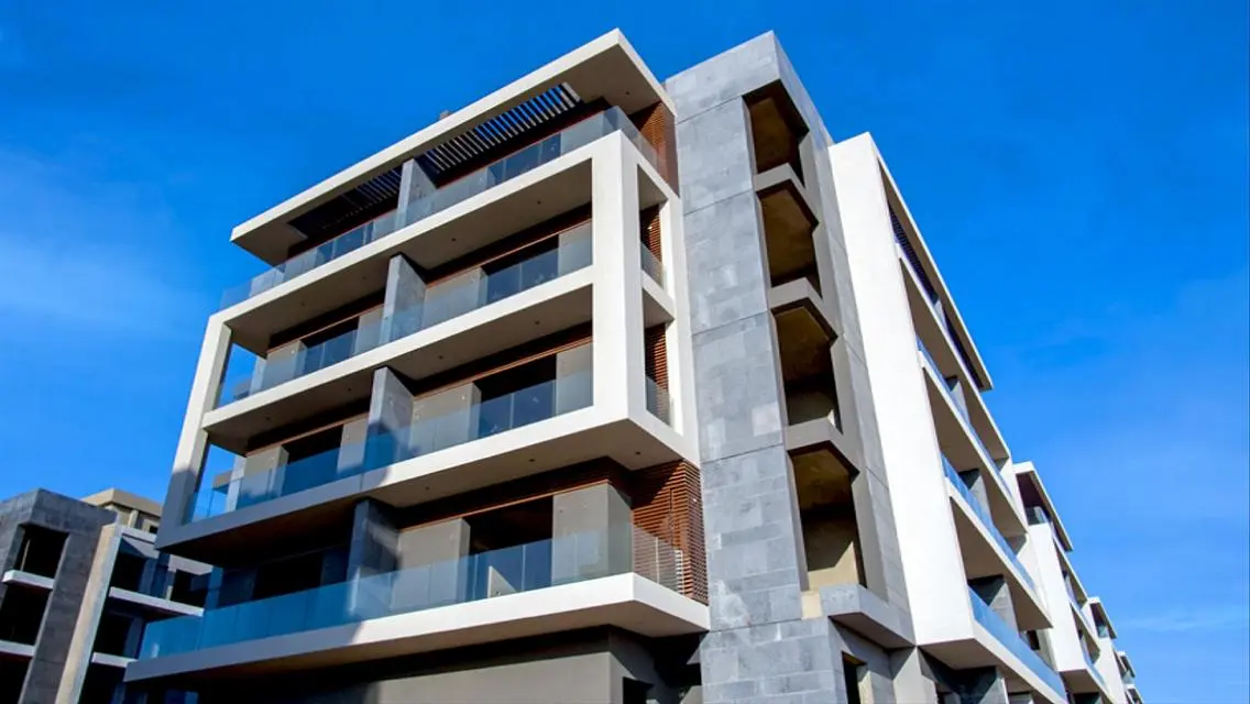 Luxurious Apartment with Shared Garden and Terrace in the Heart of the City