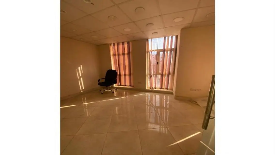administrative office for rent Al Moez Mall Zayed