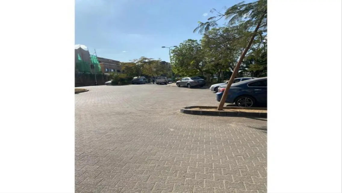 administrative office for rent Al Moez Mall Zayed