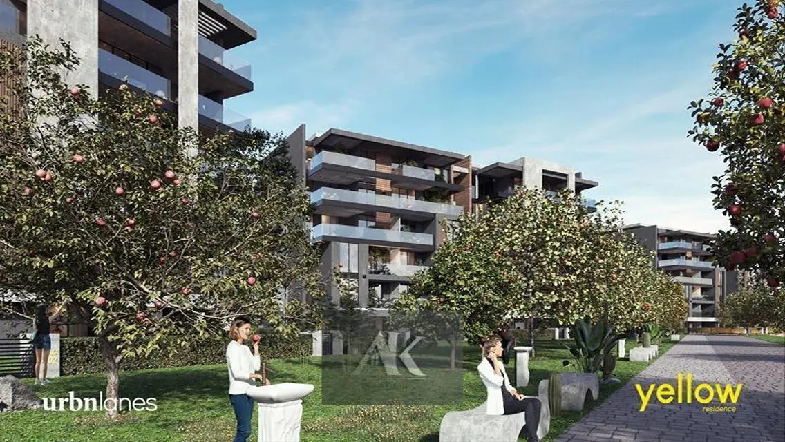 Corner Garden Apartment 193m Landscape View Yellow