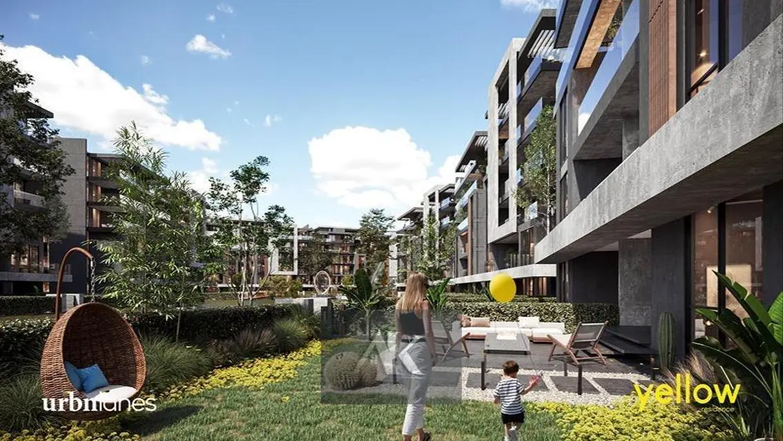 Corner Garden Apartment 193m Landscape View Yellow