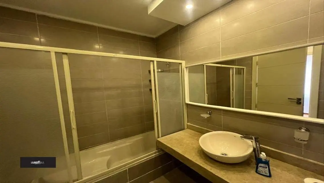 Modern Fully Furnished Apartment in Village Gate Prime Location
