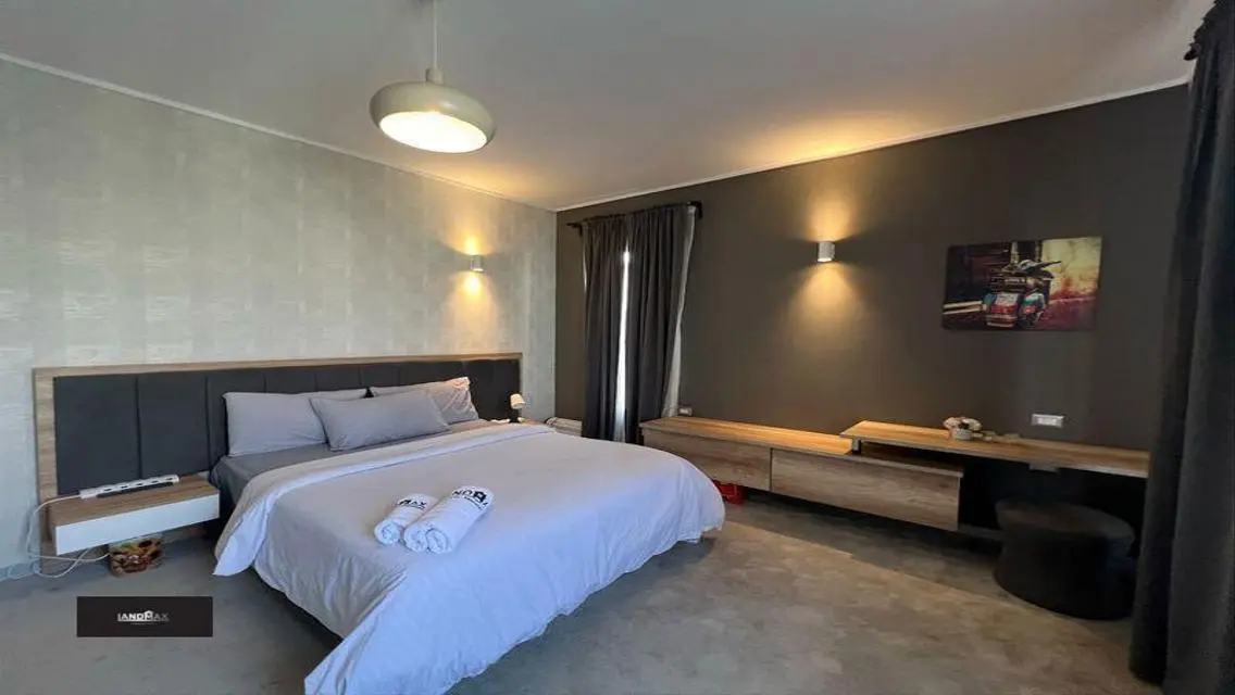 Studio for Rent with hotel Furniture Village Gate