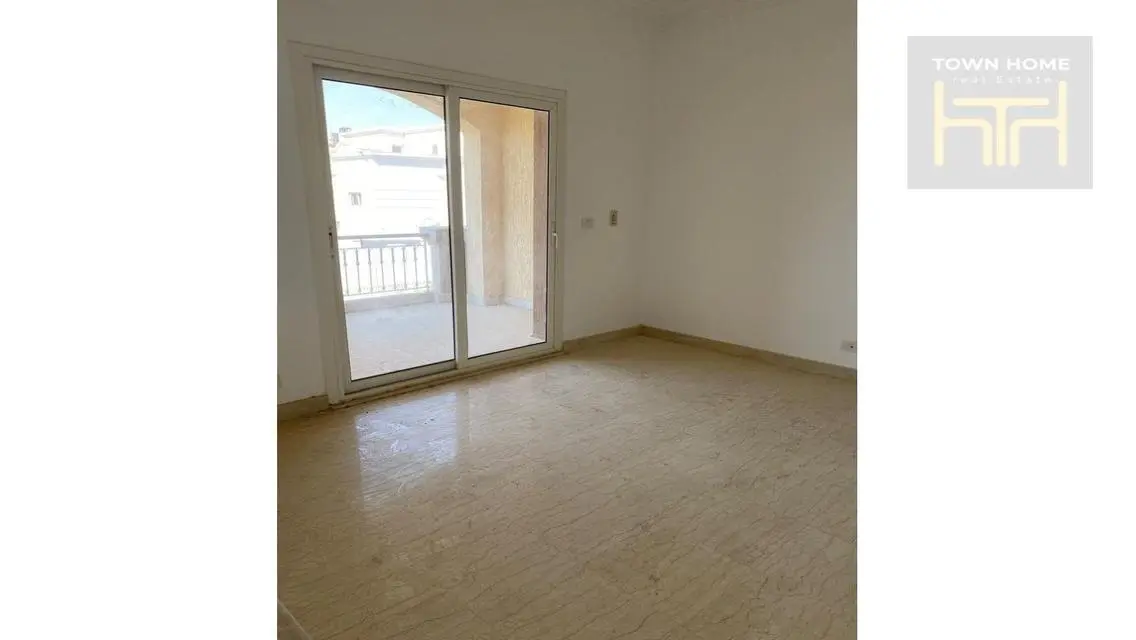 villa for rent in Al Rehab next to services