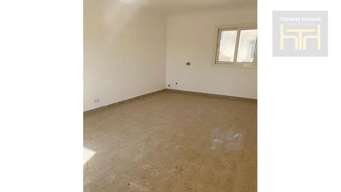 villa for rent in Al Rehab next to services