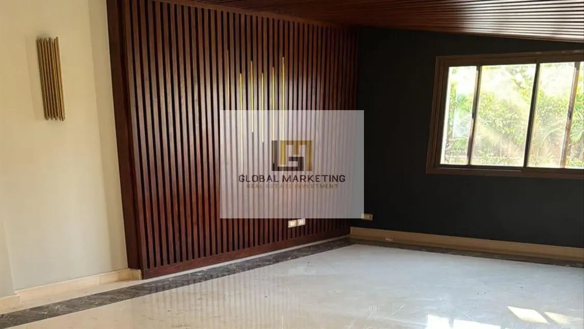 Luxury 4-Bedroom Apartment in Prime Location