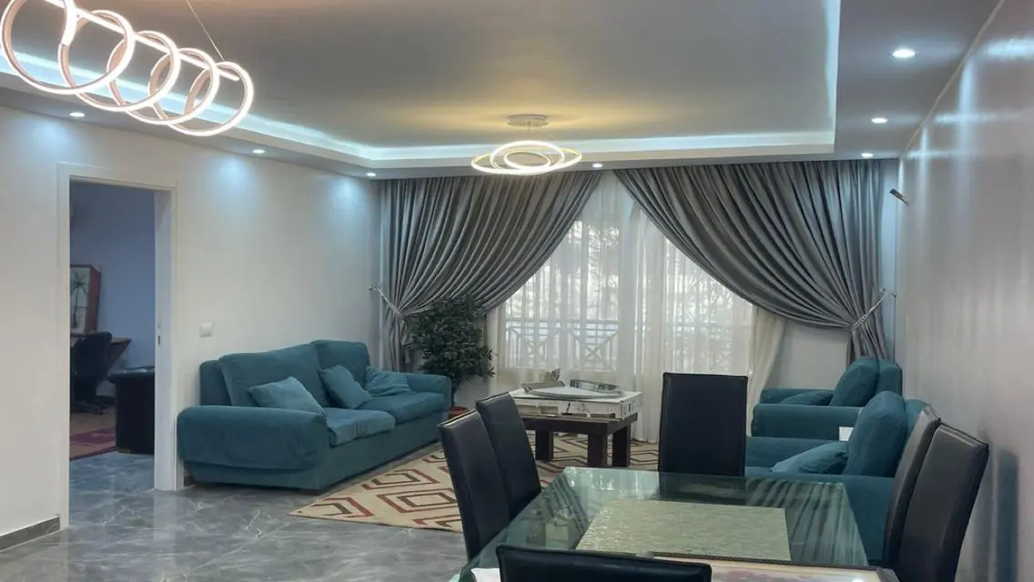 شقة للايجار ثكنات المعادى اول سكن ٣ غرف