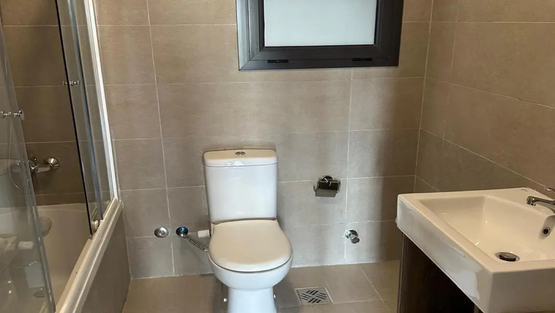 flat with kitchen and acs for rent in Fifth Square