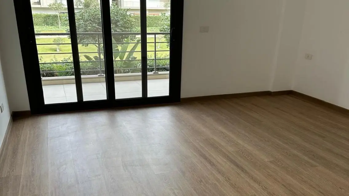 flat with kitchen and acs for rent in Fifth Square